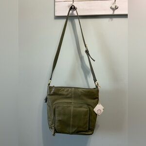 NWT. St. John’s Bay Genuine Leather Vintage Hide Hobo Shoulder Bag
